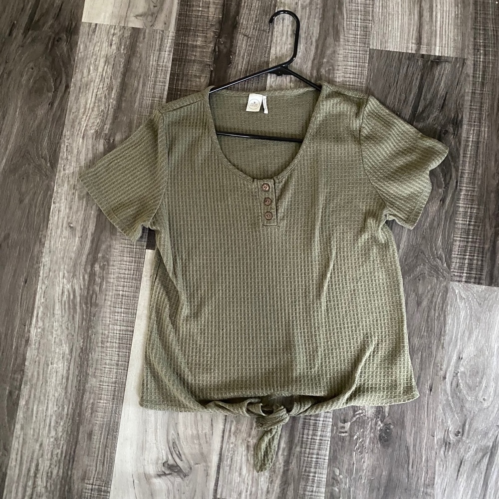 Women’s Front Tie Green Shirt - L
